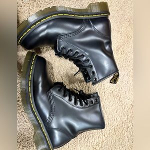 1460 Dr. Martens